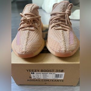 Yeezy Adidas 350 V2 Clay. Size 6. With Box. From Stock X